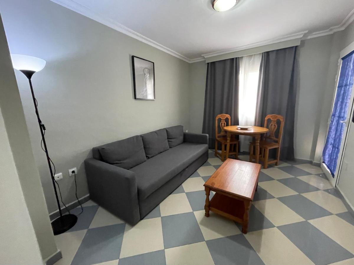 טורמולינוס Apartamentos Nina De Oro מראה חיצוני תמונה