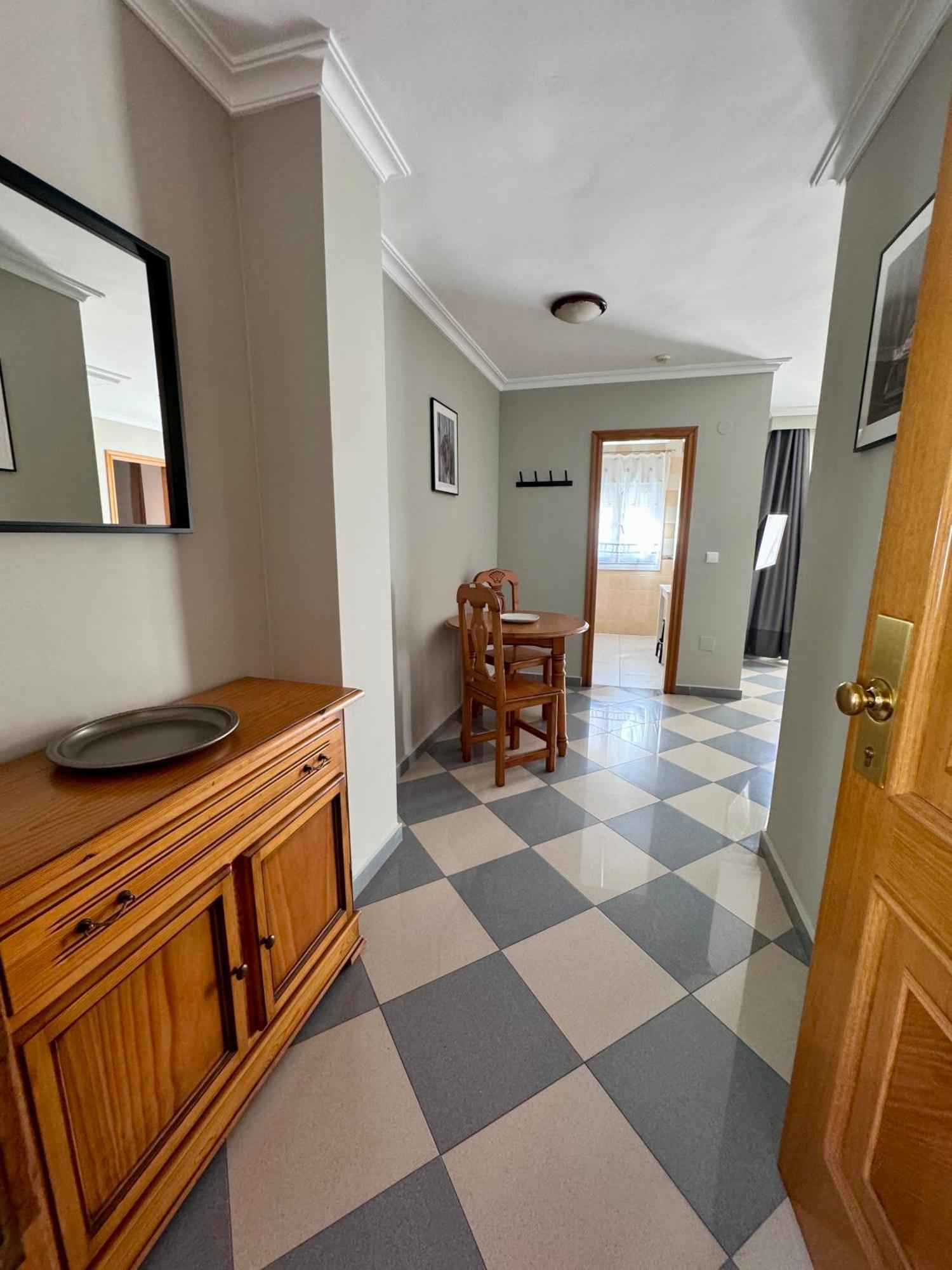 טורמולינוס Apartamentos Nina De Oro מראה חיצוני תמונה