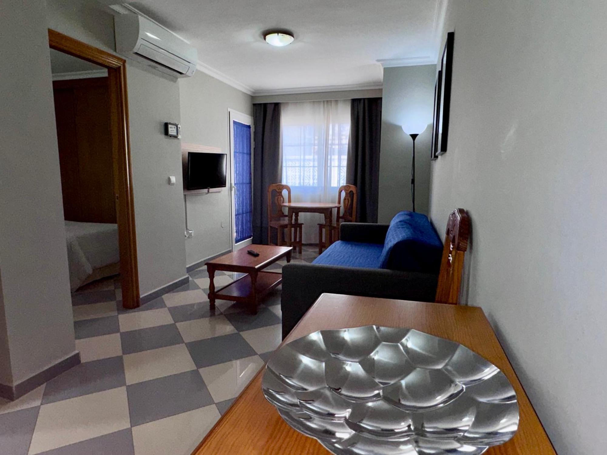 טורמולינוס Apartamentos Nina De Oro מראה חיצוני תמונה