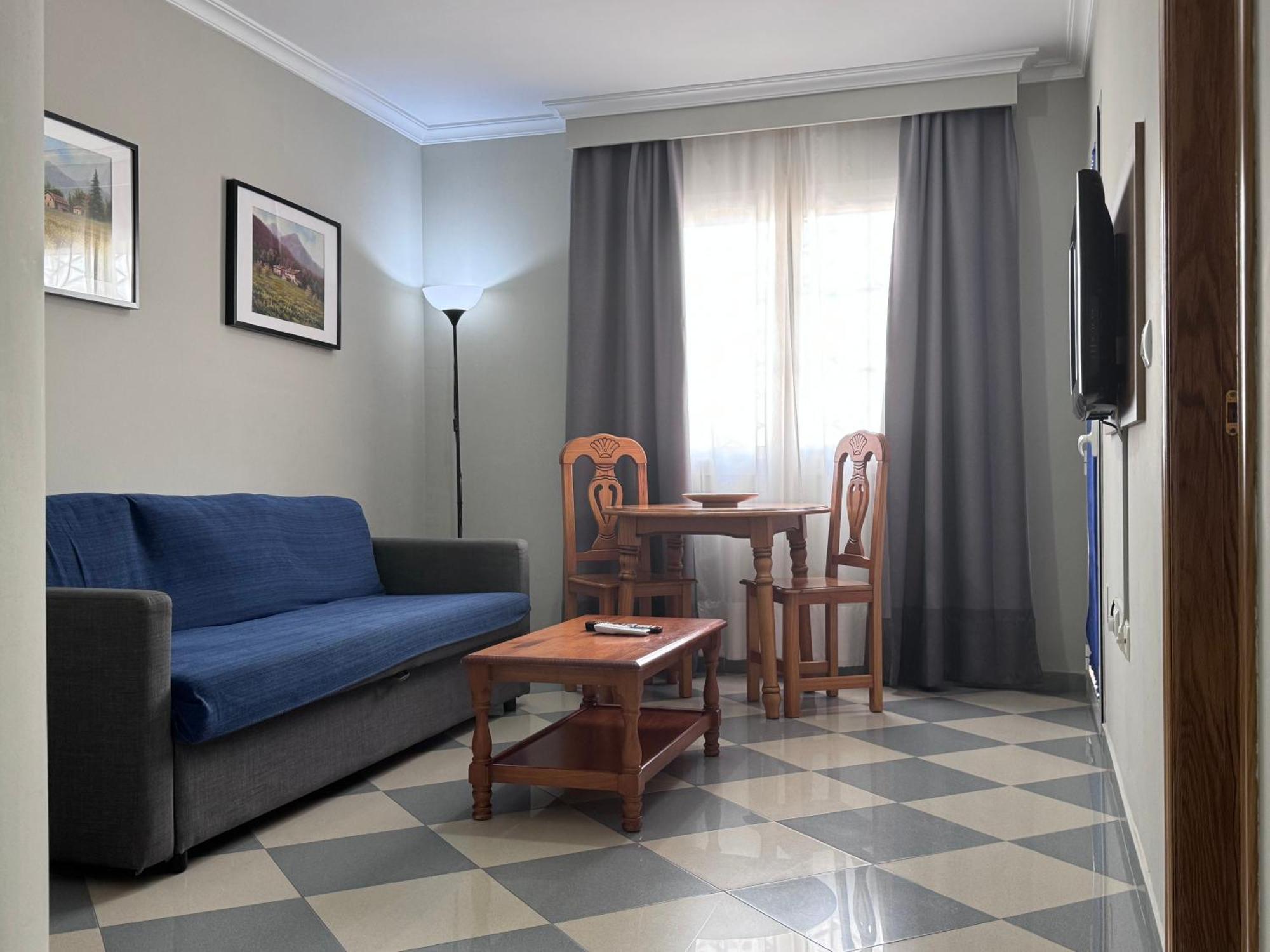 טורמולינוס Apartamentos Nina De Oro מראה חיצוני תמונה