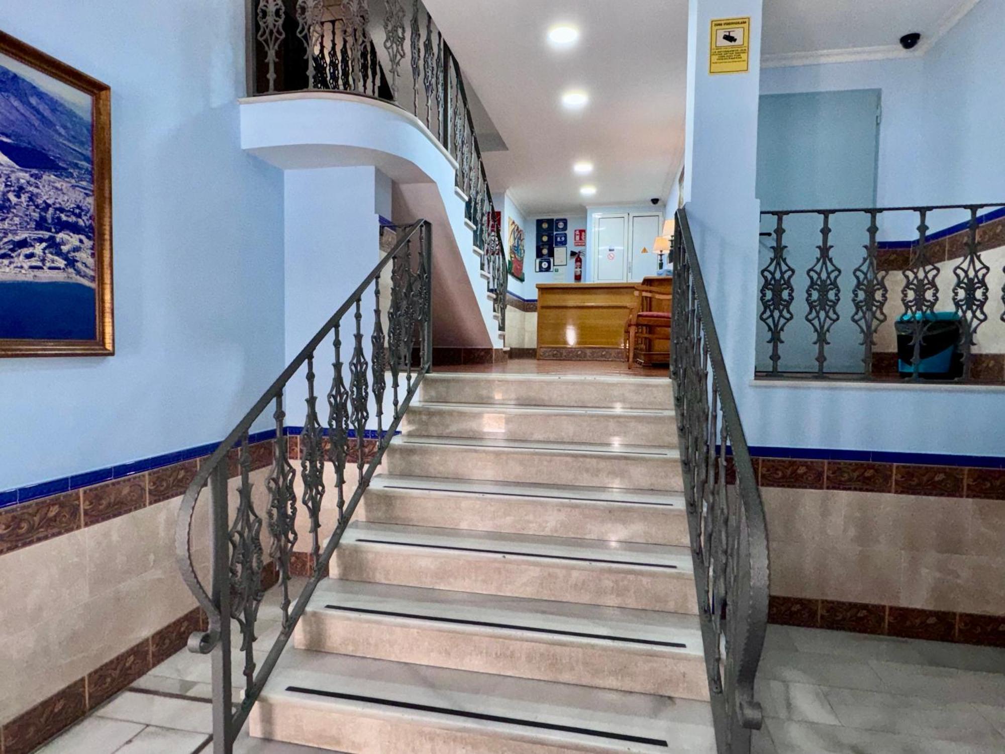 טורמולינוס Apartamentos Nina De Oro מראה חיצוני תמונה
