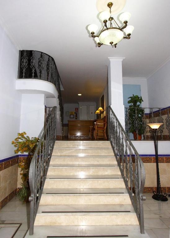 טורמולינוס Apartamentos Nina De Oro מראה חיצוני תמונה